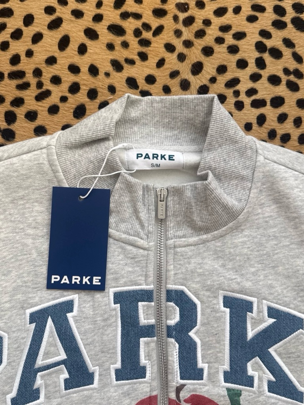PARKE NYC Exclusive Zipup Mockneck - Picture 4 of 7